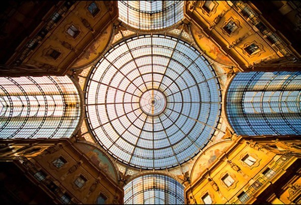 6 - 20 Incredible Shots of Symmetrical Photography