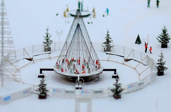 mini winter - 30+ Awesome Examples of Tilt-Shift Photography